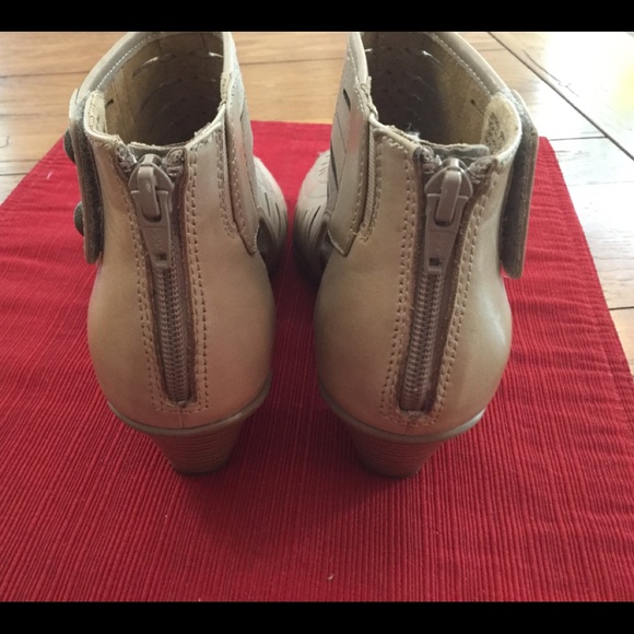 earth shoes carson vicki